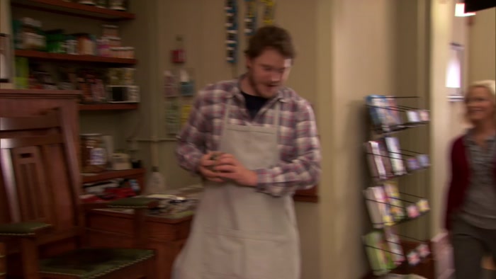 - LESLIE. HEY! - HEY! 