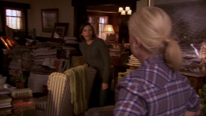 HEY, LESLIE, I FORGOT TO ASK YOU. WHAT ARE YOU COOKING? 