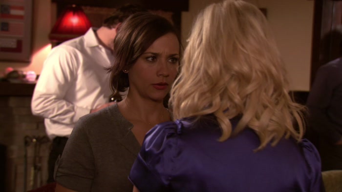 - LESLIE. - ANN, GET OVER HERE! 
