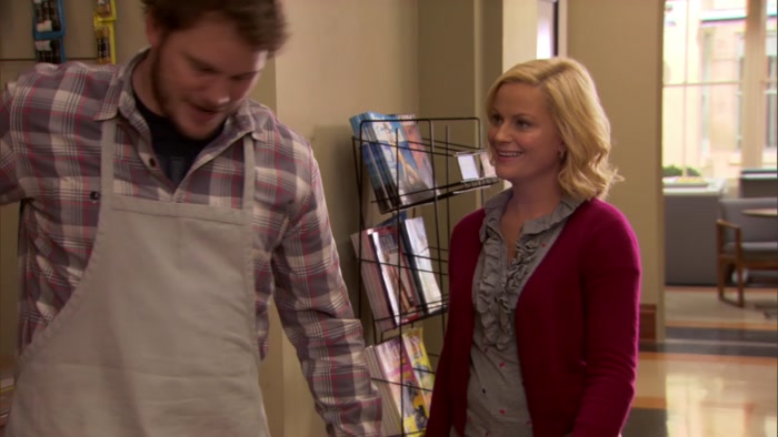 - LESLIE. HEY! - HEY! 