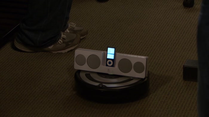 DJ ROOMBA, TEARING IT UP!  