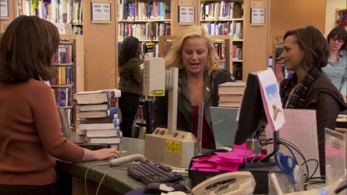 ANN, GRAB THE MOVIE! GO, GO, GO, GO! 