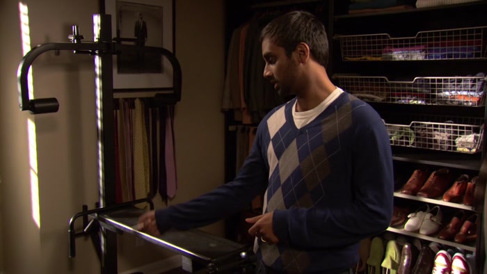 WHAT'S HOT, DJ ROOMBA?  