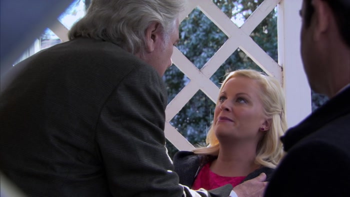 OH, NO. POO-PAW. POO-PAW, NO. I'M NOT MARLENE. 