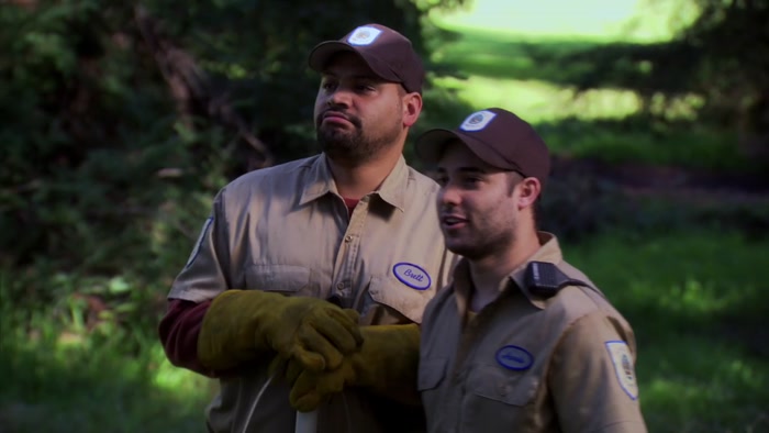 - HE'S GOOD. - COME ON, YOU COWARDS! 