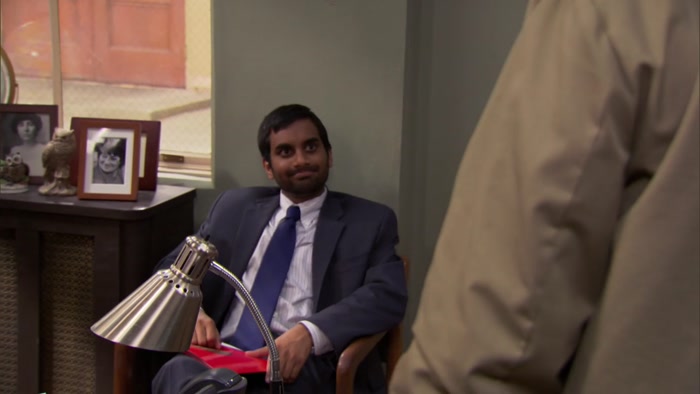 IS IT HOT IN HERE? I FEEL HOT. ARE YOU GUYS HOT? 