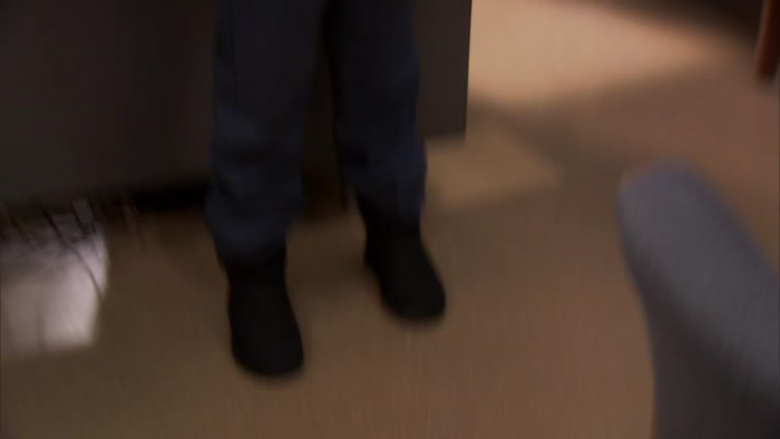 COMFY FUR-LINED BOOTS.  