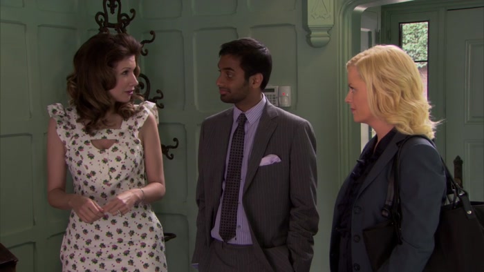 COME ON IN HERE. I'LL SHOW YOU GUYS WHAT WE DID IN THE SITTING ROOM. 