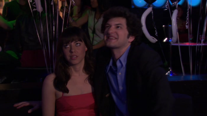 - WOW. - RIGHT? 