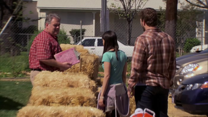 - I'LL DO IT. - REALLY? WOW. 