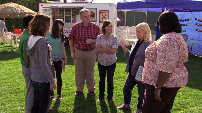 SO THE AUDIENCE ARE GONNA HAVE TO USE ANN'S HOUSE FOR THE BATHROOMS. 