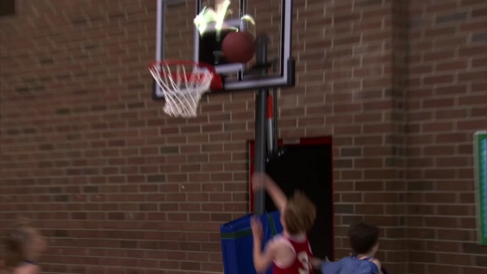 THAT'S THE WAY TO SHOOT THE BALL, CHIGNOLI. HUSTLE BACK. 