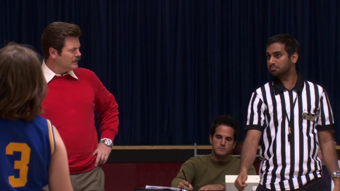 SO, THAT MEANS ANDY'S TEAM THROWS THE BALL FROM THE STRIPEY THING. LET'S GO! 