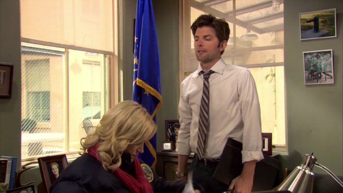 - LESLIE, GO HOME. - NO, I CAN'T. 