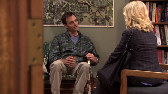 - WELL, YOU SEEM PRETTY CHIPPER THIS MORNING. - I AM, KELLY, 