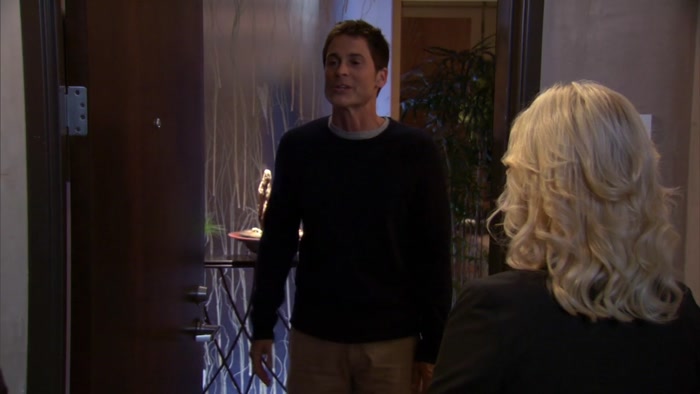 THIS IS GONNA BE GREAT. COME ON IN, COME ON IN. 