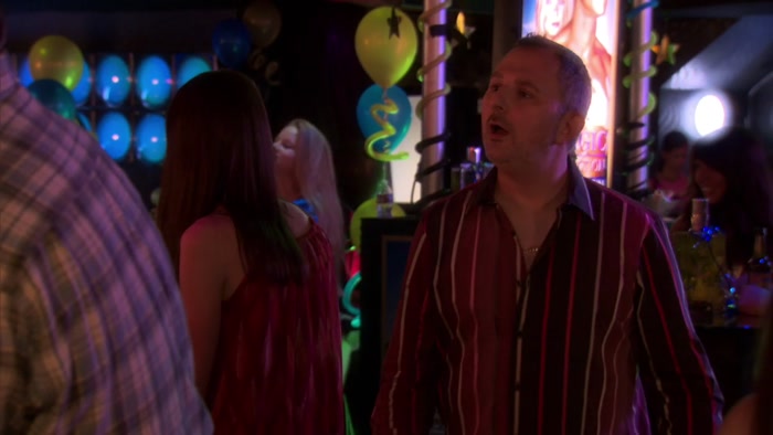 HEY, FREDDY, THIS GUY SAYS HE KNOWS TOM AND WANTS A DRINK FOR FREE. 