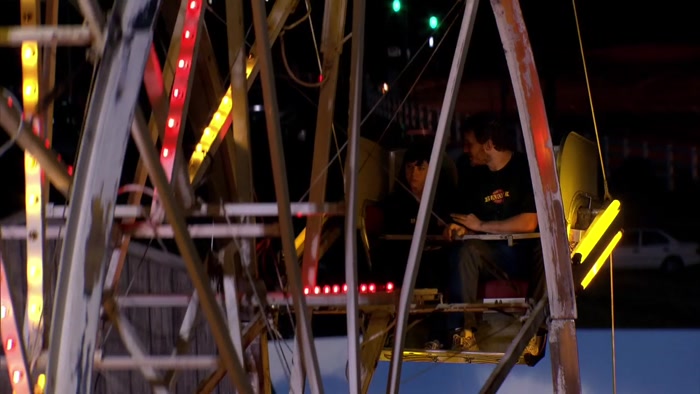 WHAT IF LITTLE SEBASTIAN IS ON THIS FERRIS WHEEL? 