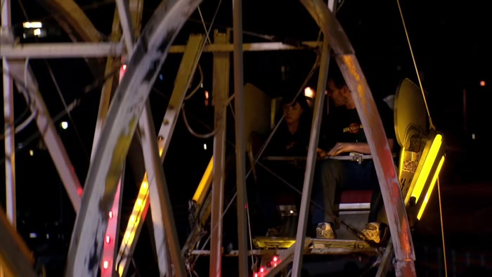 WHAT IF LITTLE SEBASTIAN IS ON THIS FERRIS WHEEL? 