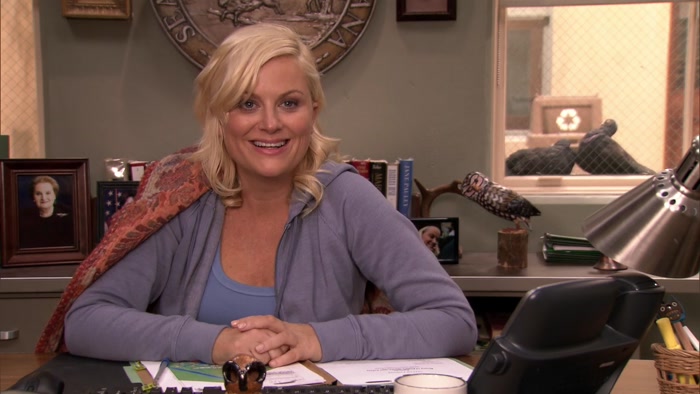 LESLIE KNOPE IS BACK.  