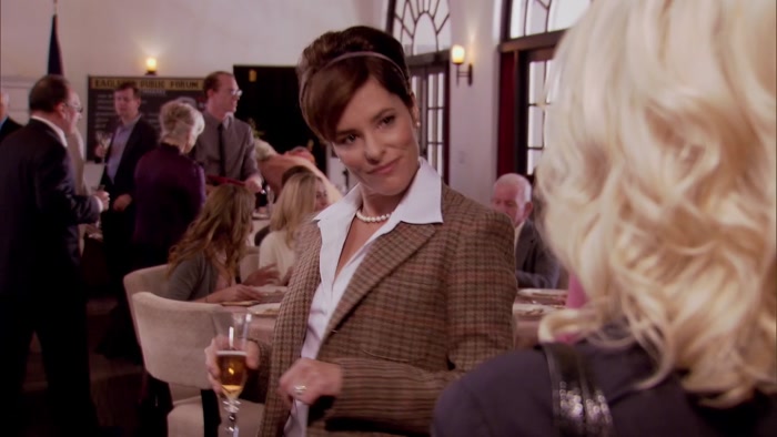 AND THEN I'LL INTRODUCE YOU. - GREAT. 