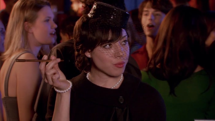 I'M A VERY RICH WIDOW WITH A TERRIBLE SECRET. WHO ARE YOU? 
