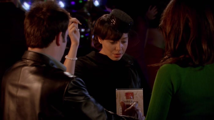 I'VE BEEN EVERYWHERE, DARLING. I'M A VERY WEALTHY WOMAN. 