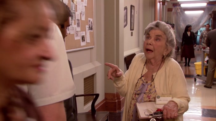 NICE TO MEET YOU, MA'AM. WHAT'S YOUR NAME? 