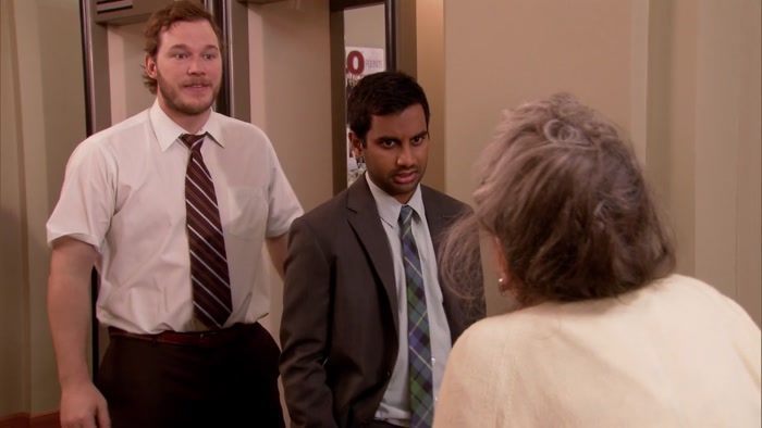 - YOU FROM PARKS AND REC? - YEAH. 