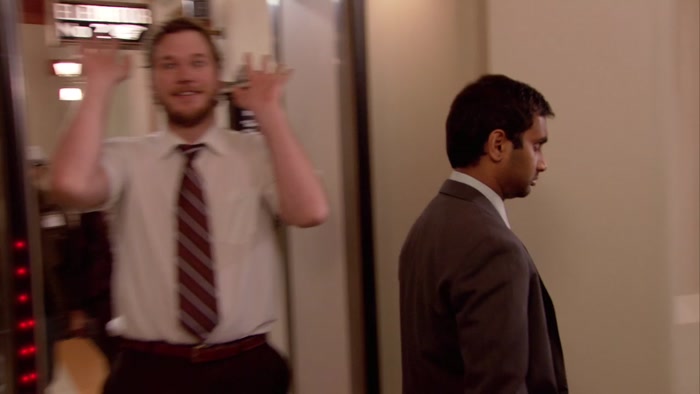 - YOU FROM PARKS AND REC? - YEAH. 