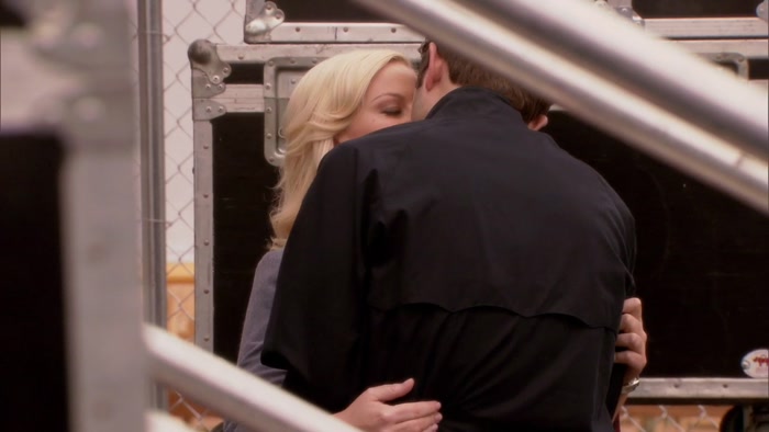 HEY, LOVEBIRDS.  