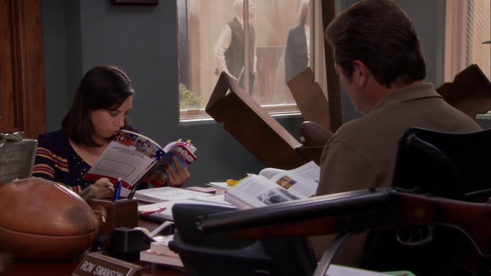 IN HERE, IT SAYS THAT PAWNEE IS GREAT. 
