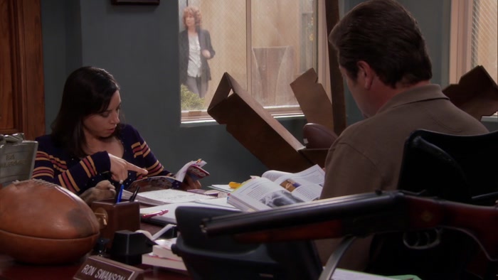 IN HERE, IT SAYS THAT PAWNEE IS GREAT. 