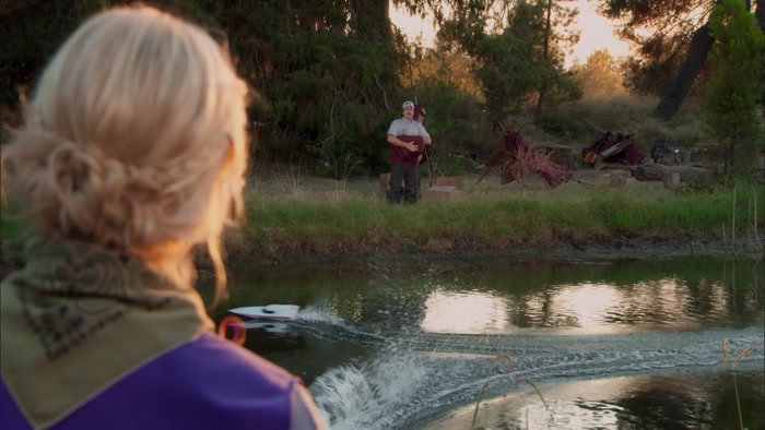 REMOTE CONTROL SPEEDBOAT RACE!  