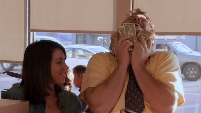 HAVE YOU EVER SEEN THIS MUCH CASH IN YOUR ENTIRE LIFE? 