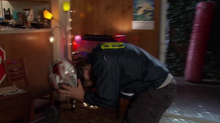 AHH! OH, MY FACE! 