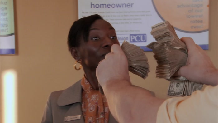 HAVE YOU EVER SEEN THIS MUCH CASH IN YOUR ENTIRE LIFE? 