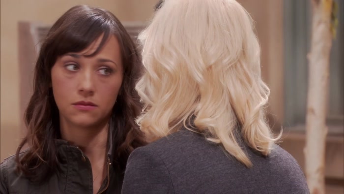 - LESLIE-- - SHH-- 