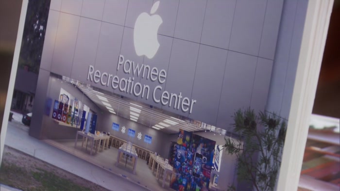 THAT'S RIGHT, IT LOOKS LIKE AN APPLE STORE. 