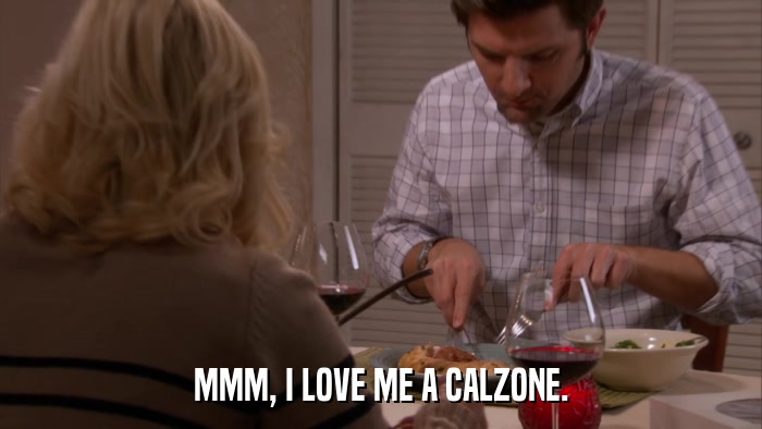 MMM, I LOVE ME A CALZONE.  