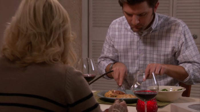 MMM, I LOVE ME A CALZONE.  