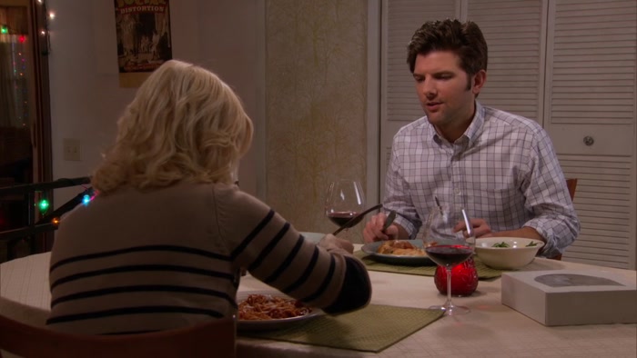 YOU'RE PUTTING AN AWFUL LOT OF SAL-GAR ON YOUR PASTA. 