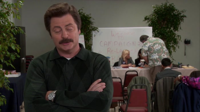 LESLIE WANTED TO HIRE A CONTRACTOR TO BUILD A STAGE. 
