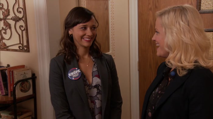 - I'M EXCITED TO BE HERE. - AH! WE'RE EXCITED TO HAVE YOU. 