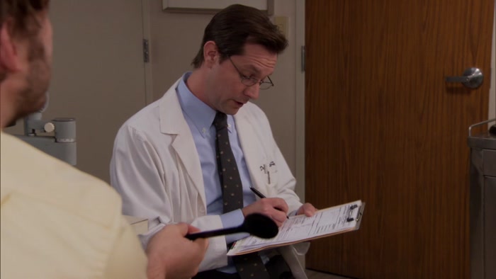 WELL, YOU DEFINITELY NEED GLASSES. 