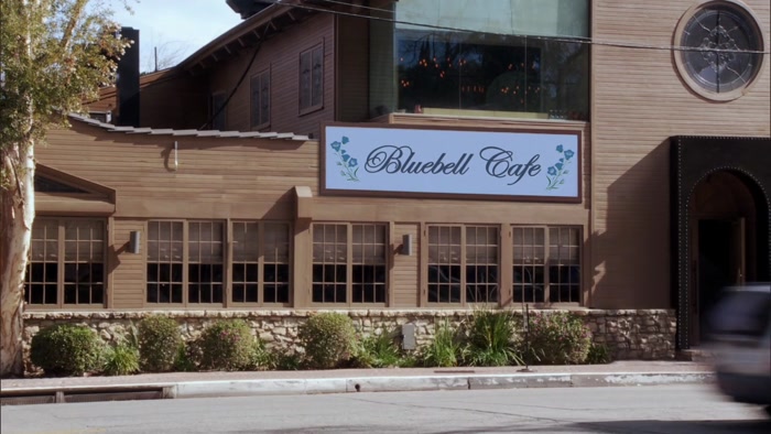 WE HAVE GIFT CERTIFICATES FOR FACIALS FOR EVERYBODY, 