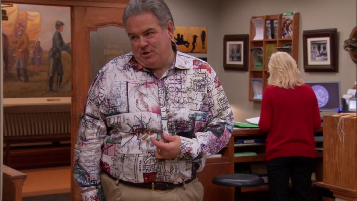 GAYLE GAVE ME THIS SHIRT YESTERDAY AS A BIRTHDAY PRESENT. 