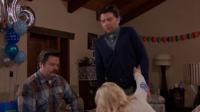 - LESLIE. - SURPRISE! 