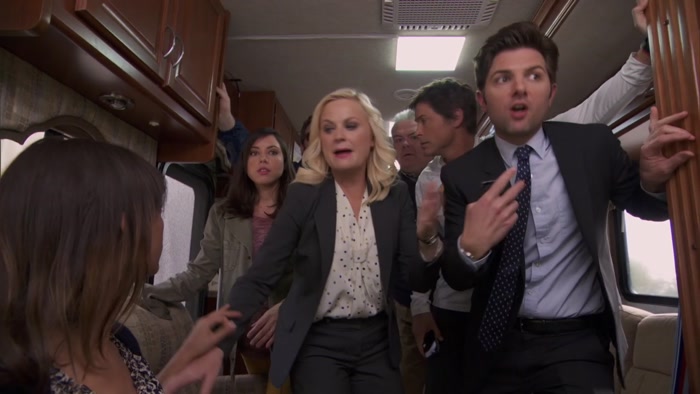 - OKAY, BACK UP! - BACK IT UP! 