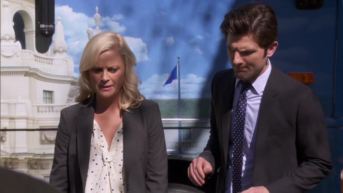 - OH, YEAH. - OH, RIGHT. 